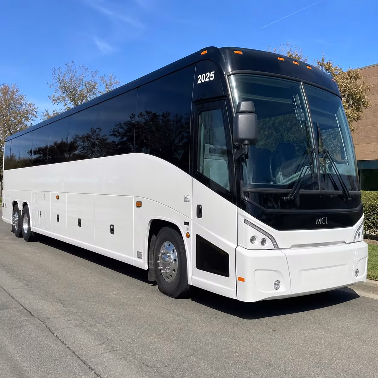 airport transfer shuttles to oakland international and sfo