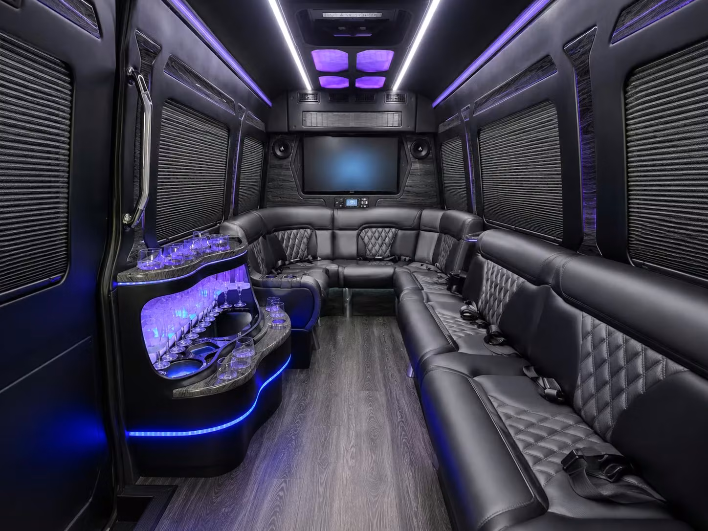 coachbussanleandro com can help you set up recurring employee shuttle routes that run on your schedule