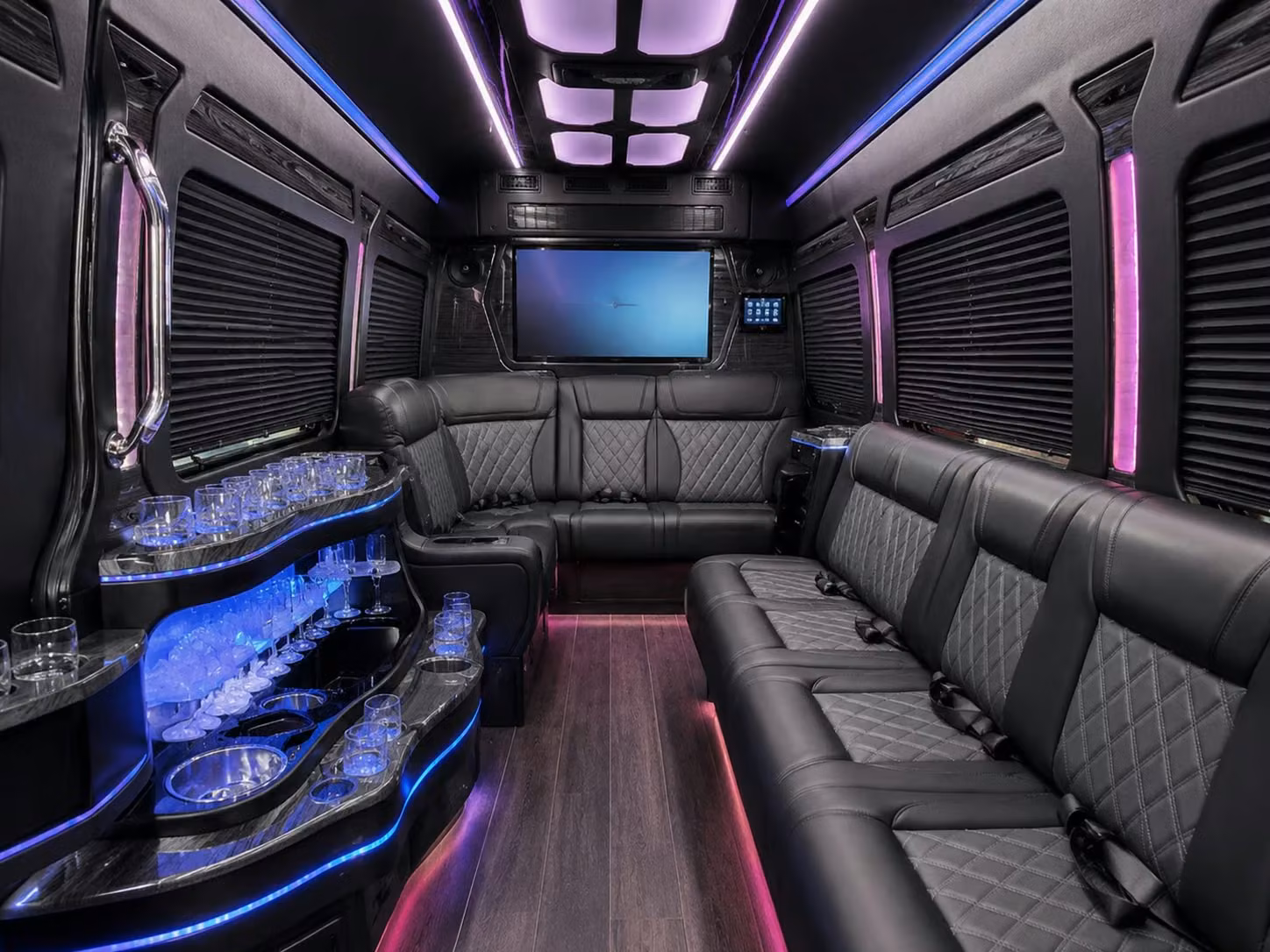 coachbussanleandro com is the easiest way to find prom buses in san leandro