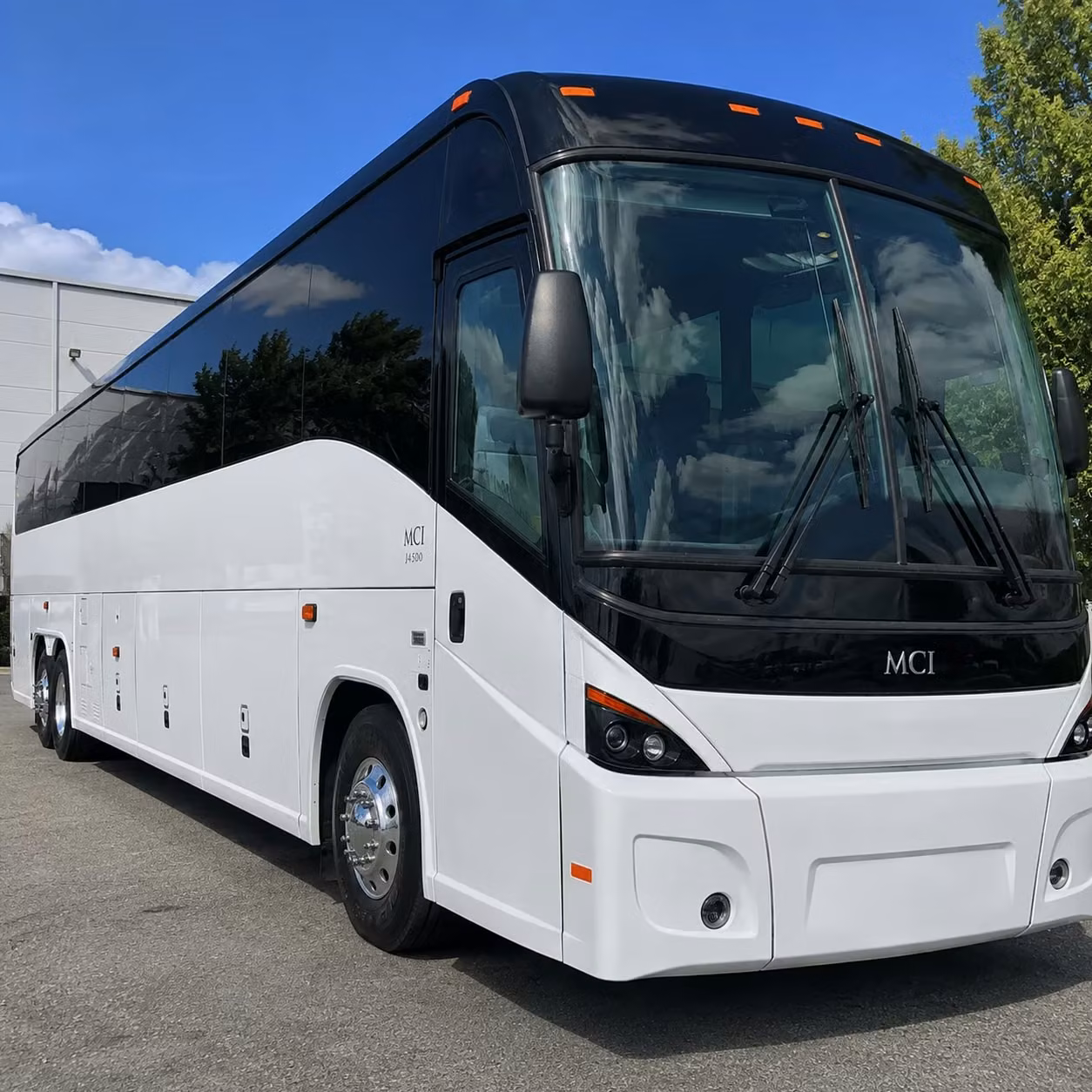 look no further for san leandro construction site and industrial workforce shuttles