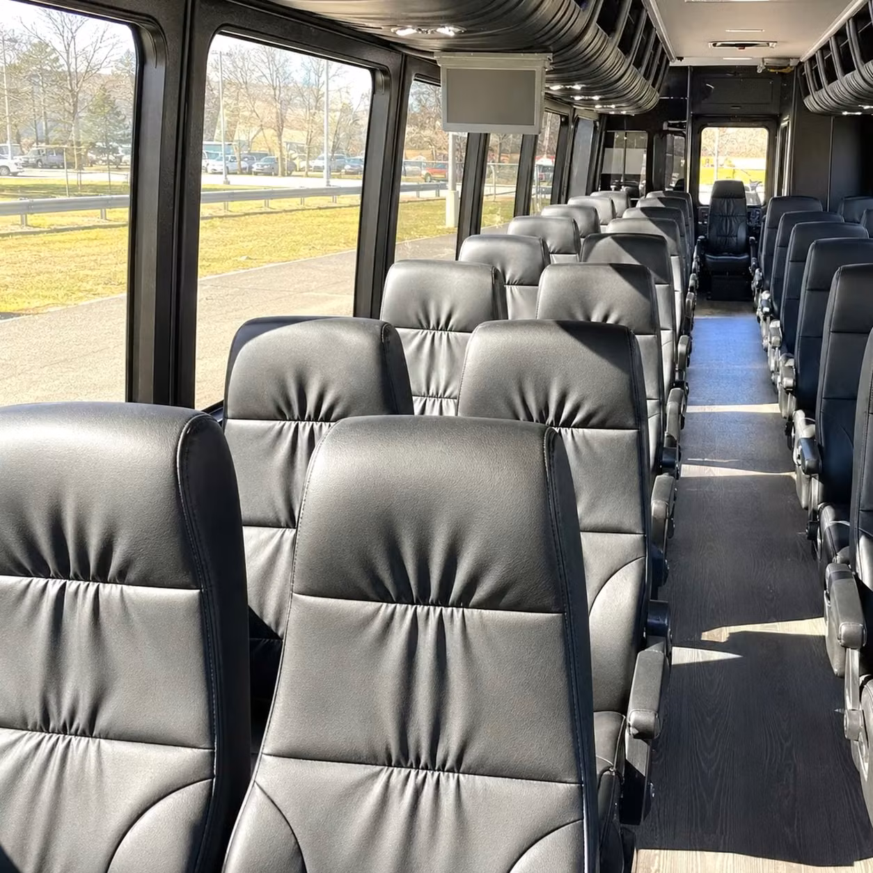 minibuses and charter buses for san leandro performing arts and cultural field trips